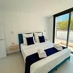 Neuve, Golf De Colinas
