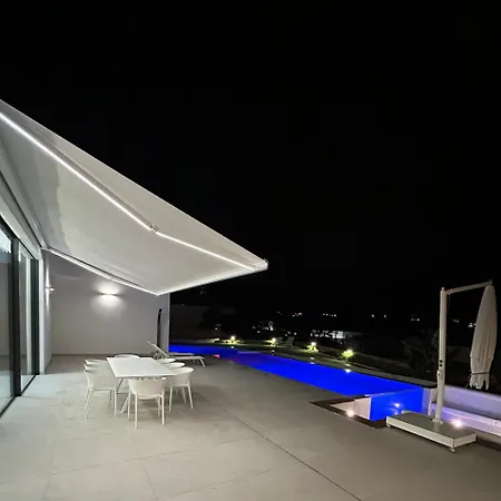 Neuve, Golf De Colinas *