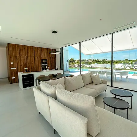 Neuve, Golf De Colinas Villa *