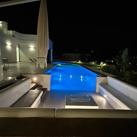 Villa Neuve, Golf De Colinas