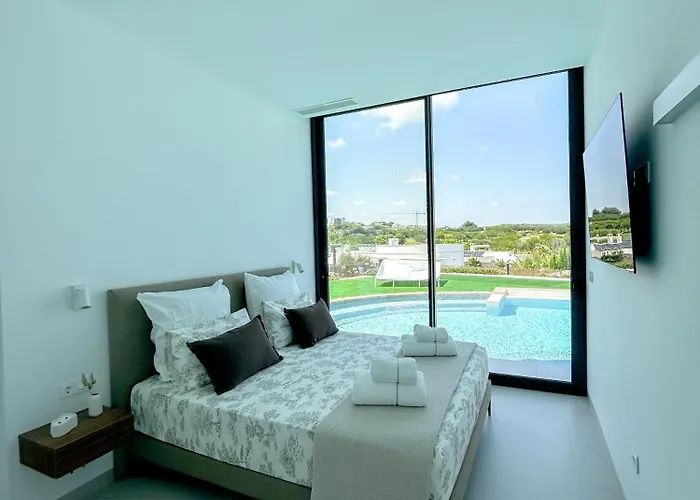 Neuve, Golf De Colinas 别墅 *